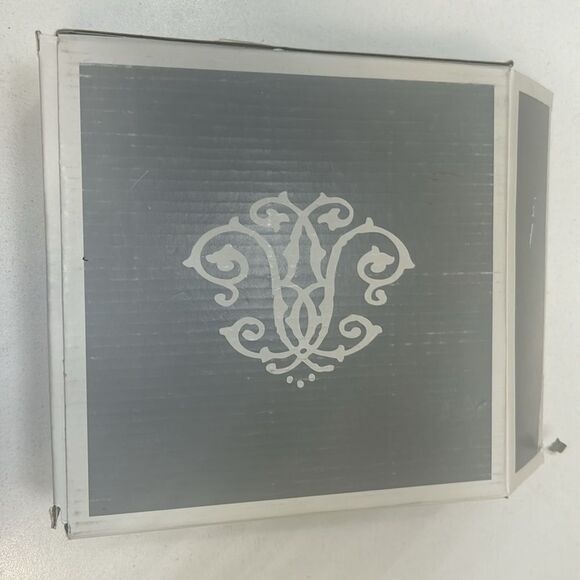 New Stock from gift store Beatriz Ball Petit Leaf serving bowl and spoon. KK89 - Picture 3 of 3